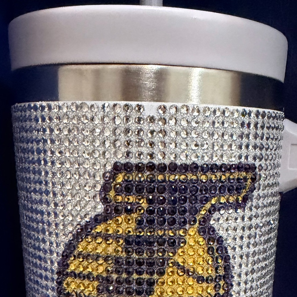 Los Angeles Lakers Rhinestone Tumbler with Handle - Picture 2 of 5
